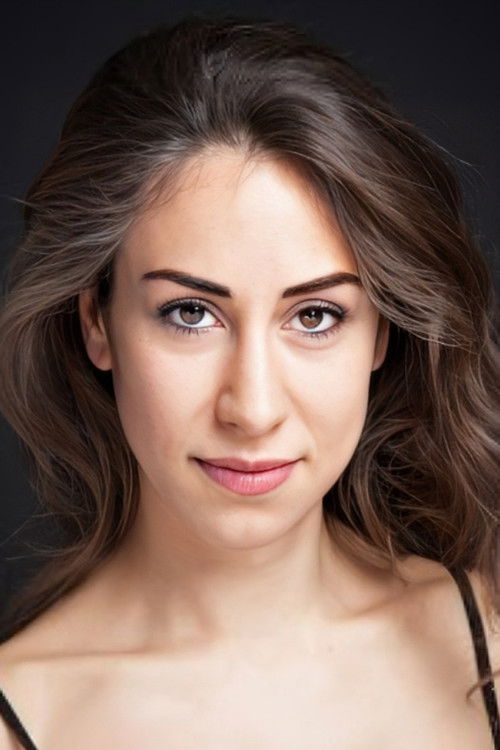 Neslihan Aker as Marta