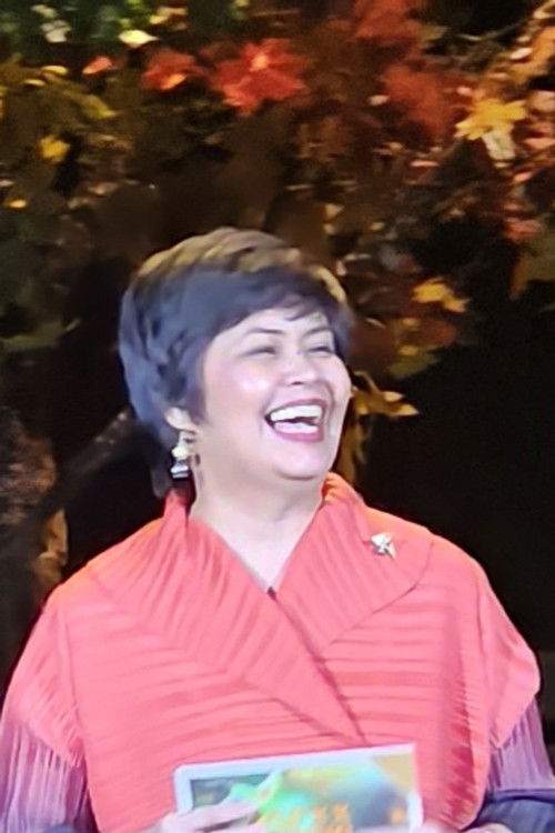 Tess Jamias as Ate Jenny