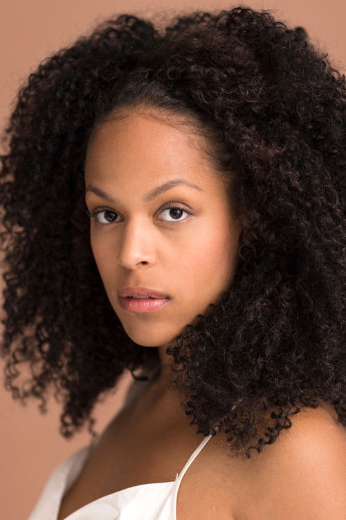 Paula Essam as Selma