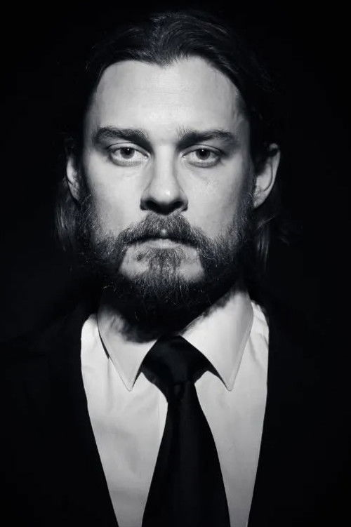 Philip Wright as Craig