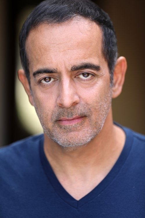 Sanjay Chandani as Vivek