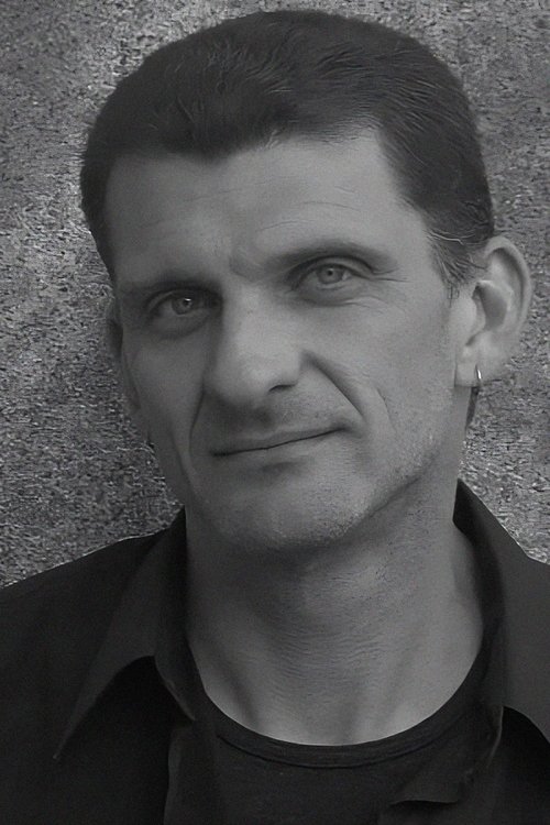 Jeff Fritz as Dr. Crane