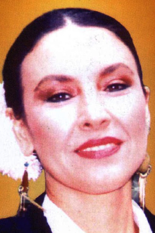 Amparo Ochoa as Self