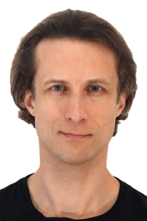 Anton Klink as Handsome Soldier