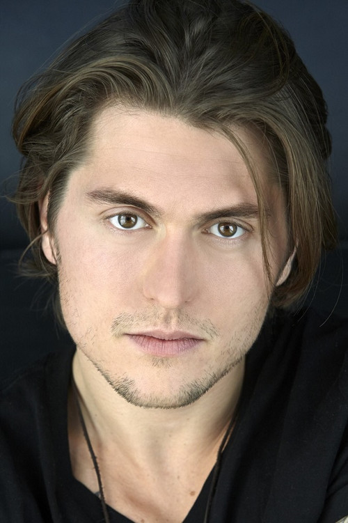 Garrett Hnatiuk as Deke