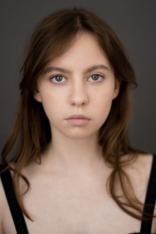 Maria Evseeva as Kristina