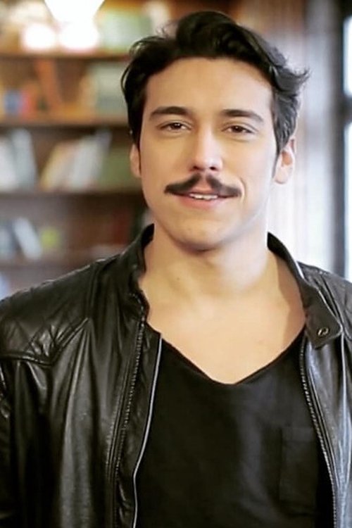 Murat Özsoy as Ahmet