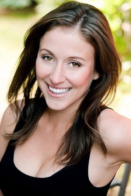 Nicola Elbro as Jennifer Hooper