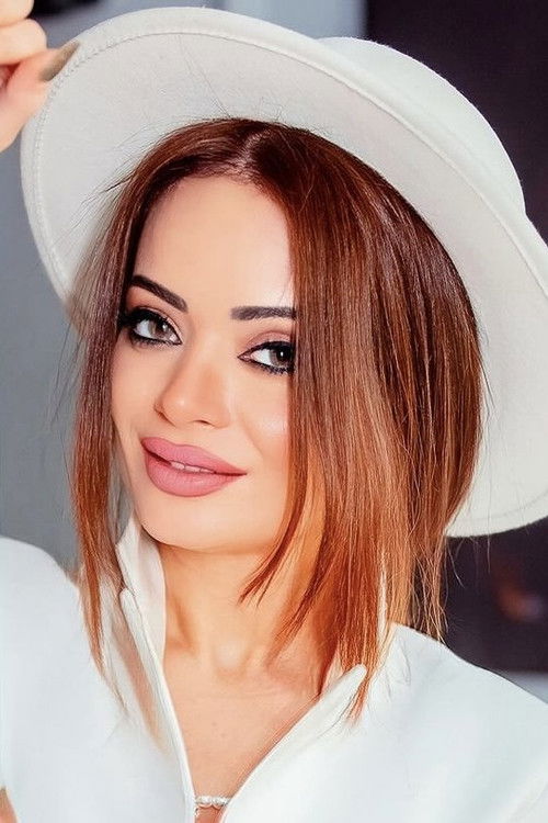 Melek Hajiyeva as Ceyla