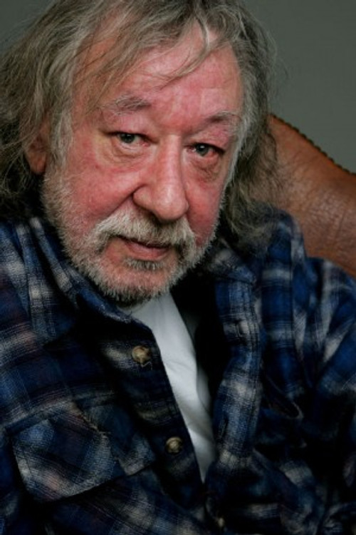 Andy Devine as Comedian