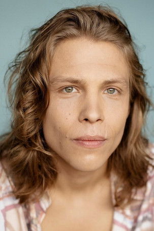 Aleksander Kaleta as 