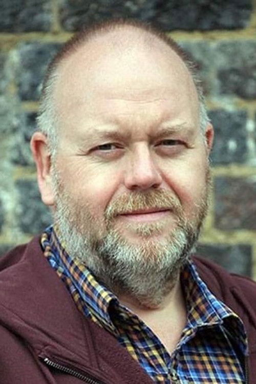 Clifford Hume as Trevor Bunting