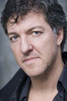 Thomas Mathys as Arzt