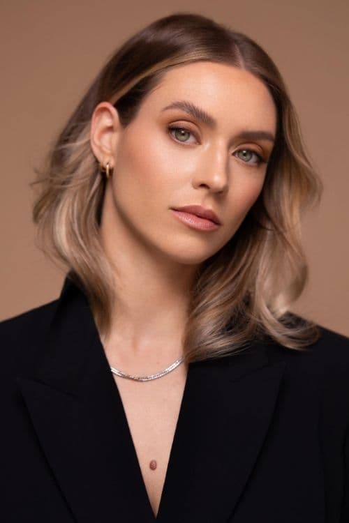 Pascal Lamothe-Kipnes as Scarlett