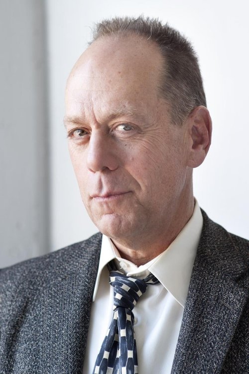 David Kagen as Lt. Jackson