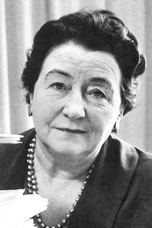 Karin Juel as Cervin's Housemaid