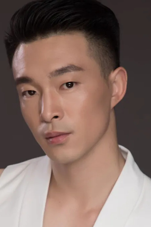 Lu Shuai as Captain Zhang