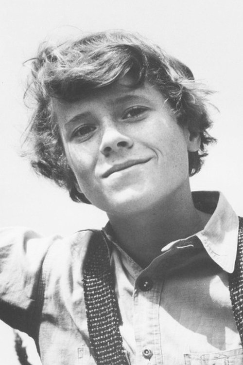 Jeff East as Bruce Gallatin