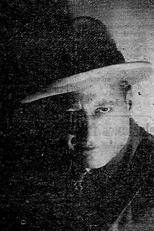 Albert-Francis Bertoni as Grigione