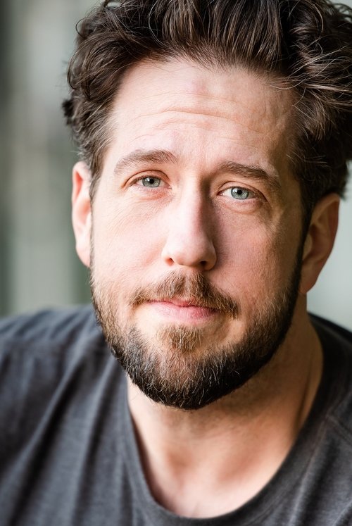 Lenni Uitto as James