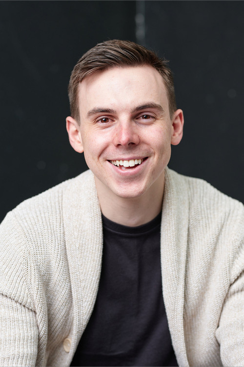 Andrew Quinton as Treeton