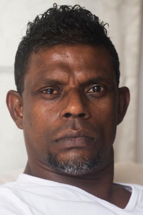 Vinayakan as Alex