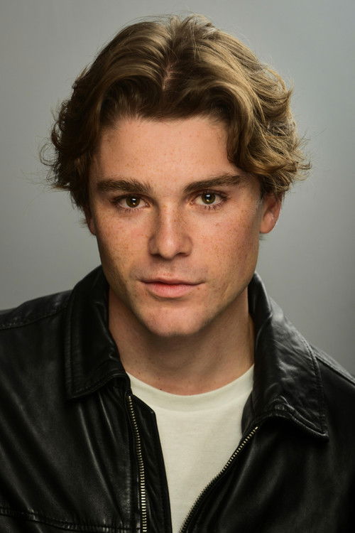 Peder Lindell as Gus Shepherd