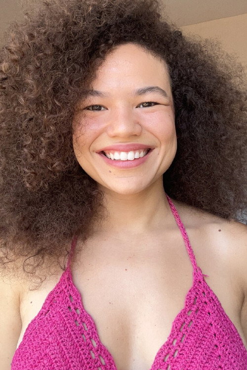 Eli Carmo as Fisioterapeuta