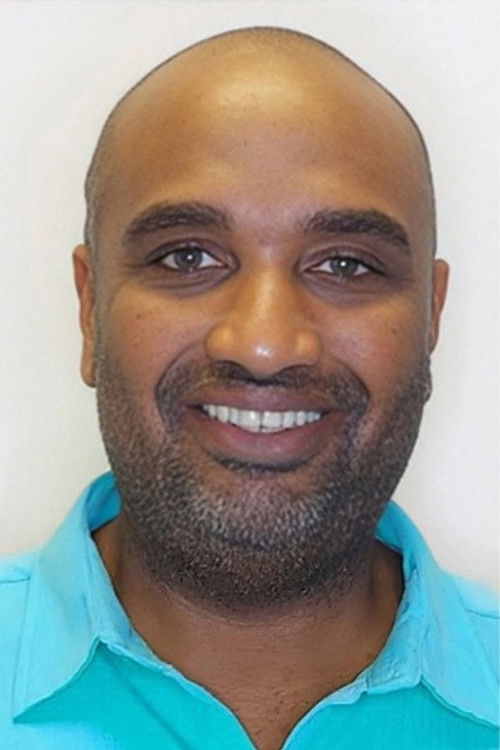 Earnest Lee as Ernie