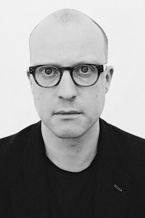 Gerrit Jansen as Herr Schindler