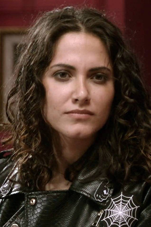 Glory Rodriguez as Bitsy