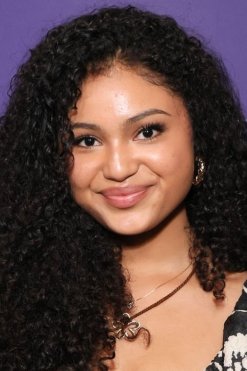 Eliana Su'a as Sam Hobbs