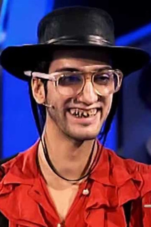 Álvaro Tortosa as Zombi Caníval