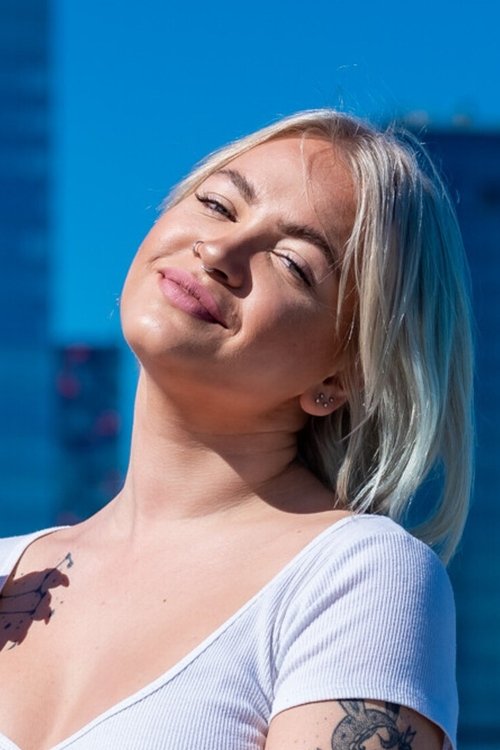 Marta Püssa as (voice)