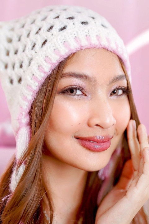 Colet Vergara as Self