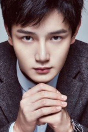 Huang Yusen as Hua Xing / Hua To