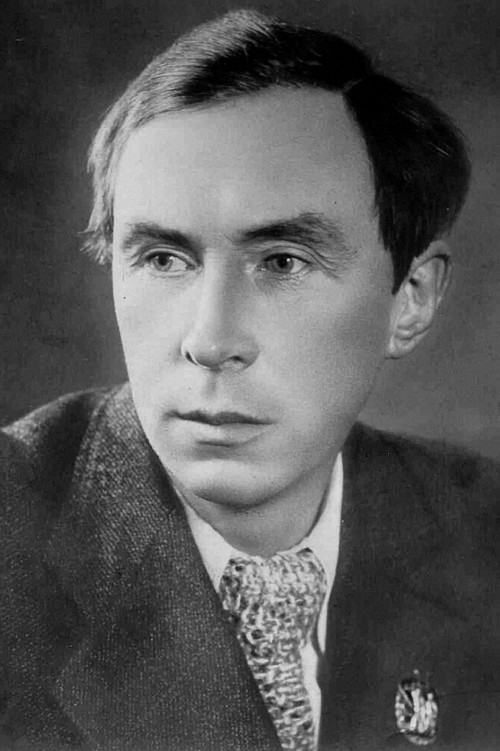 Erast Garin as Vozhachok