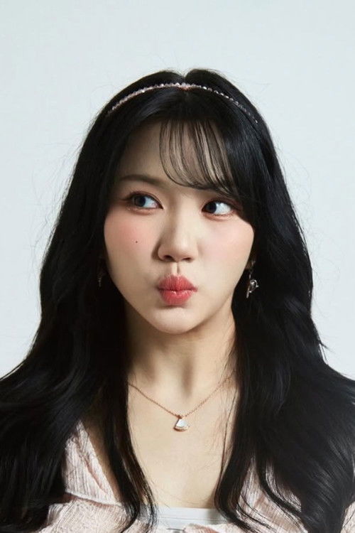 Marsha Lenathea as Luna