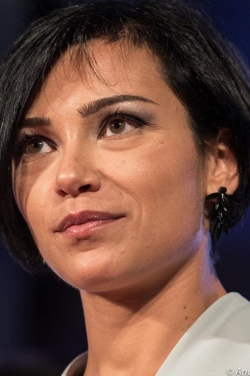 Anna Trieste as Giornalista TV