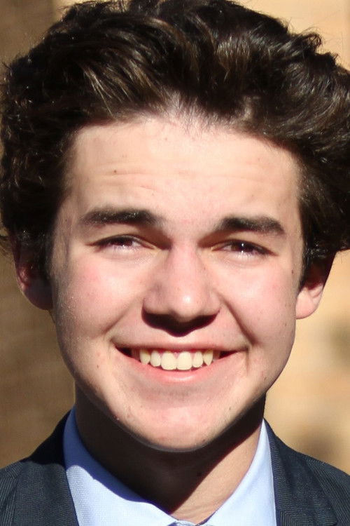 Austin Lux as Ronnie Nash