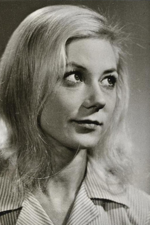 Helle Kuningas as Lydia Tamm