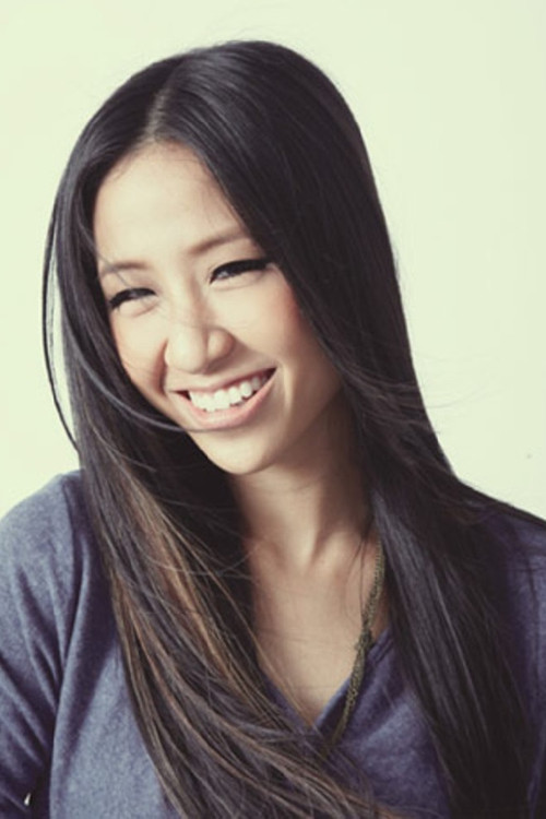 Bowling Manida Reuangsri as Bow