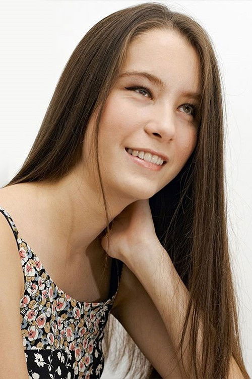 Ellie Wallwork as Lily