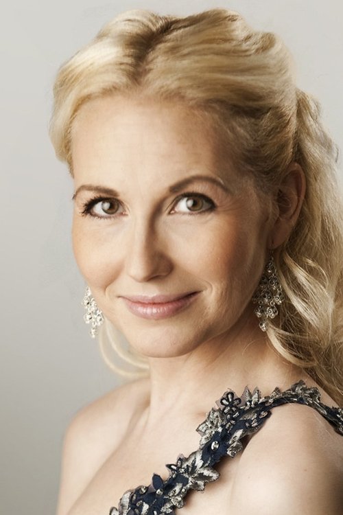 Dísella Lárusdóttir as Queen Tye