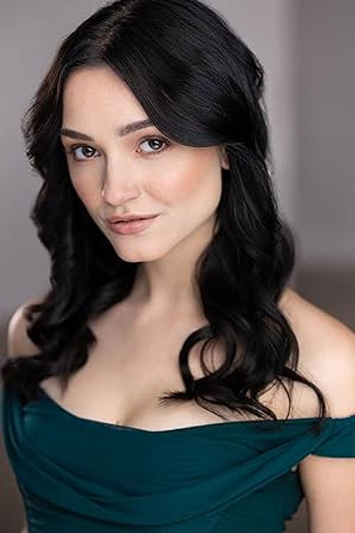 Jenna Gilmer as Snobby Girl