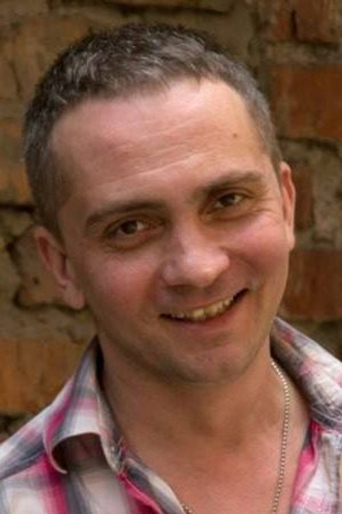 Mykhailo Ozerov as Kolian