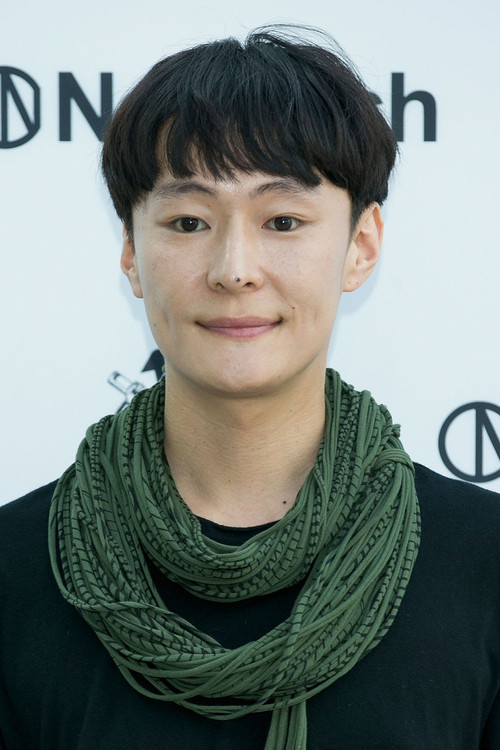 Fhi Fan as Shuichi Saito