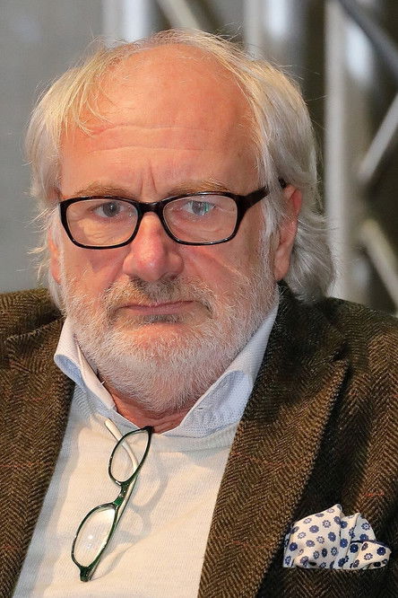 Michael Schottenberg as Ossi