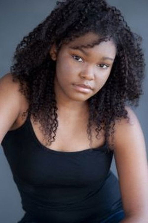 Lydia Du Veaux as Kendra