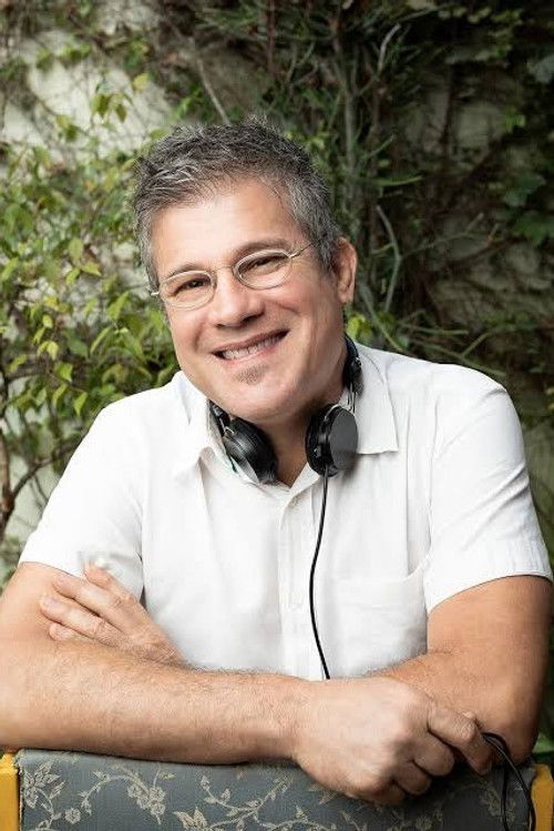 Edgard Piccoli as Marcelo (Voz)